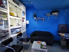 -提一眼镜·蔡司·依视路(小寨店)