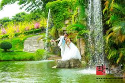 9I0C4128_缩小大小1-现代经典婚纱摄影(光明北路尊荣总店)