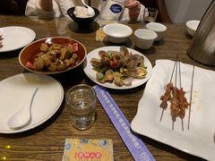 -泉畔人家·老济南经典鲁菜(大明湖店)