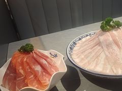 -生活如沸·顺德水牛奶火锅(人民广场店)