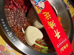 -谭鸭血老火锅(龙湖宝山天街店)