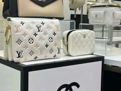 -六六奢品·vintage中古·回收二手奢侈品包包手表首饰(环球港店)