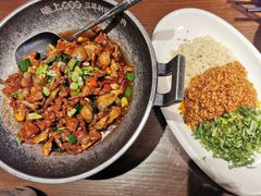 -味上湘菜馆(岳麓山店)