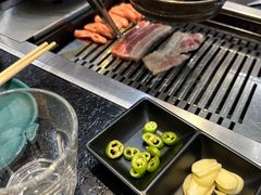 -臻牛烤肉