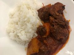 红烩牛肉饭送罗宋汤-东海咖啡馆