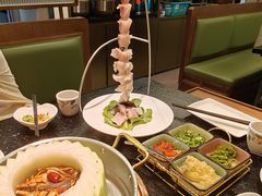 -得意咚瓜·顺德鱼生·冬瓜火锅(深圳首店)