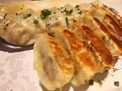 网皮锅贴-姜君·千岛湖鱼头馆(浦东大道店)