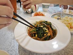 -汗腾格里·风味餐厅(新疆驻京办店)
