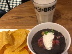 -Moka Bros 摩卡站(西单大悦城店)