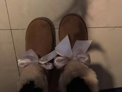 -UGG(燕莎奥特莱斯购物中心店)