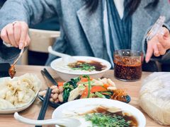 筋饼-筋饼豆腐脑一绝
