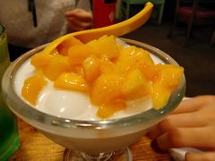芒果椰汁西米露-七七家的糖水店(南湾街1号店)