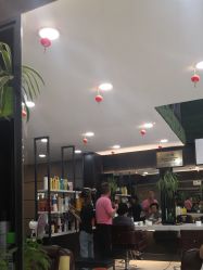 -时美美发1945老字号名店