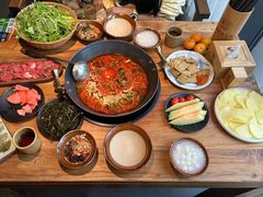 -贵厨酸汤牛肉(花果园国际中心店)