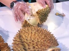 榴莲-盒马X会员店(王府井奥莱UP TOWN店)