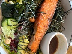 泰式大虾泰碗配辣味青柠水-Wagas沃歌斯(苏州中心店)