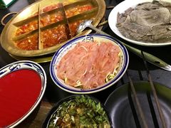 -沸炉重庆老火锅(军事博物馆店)