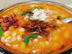 -吴三酸菜麻食酱香面馆(印花布园小区店)