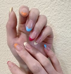 -蜜丝卡伦美甲美睫半永久