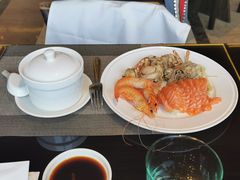 -大中华希尔顿酒店-念自助餐·嗨啤·小龙虾