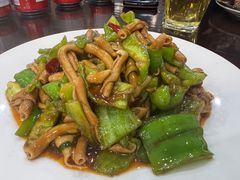 -余杨鸭鸭餐厅