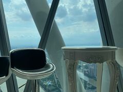 -广州塔卢特斯法国旋转餐厅