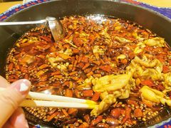 -何师傅美蛙鱼头(汉街店)