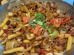 -富正毅三下锅·湘西韵味(天门山索道店)