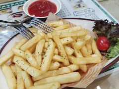 -兴华里茶记(禅城同济首店)