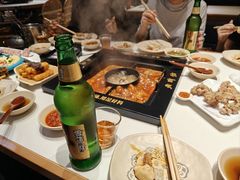 -老牌坊云南鱼豆花火锅(哈西万达店)