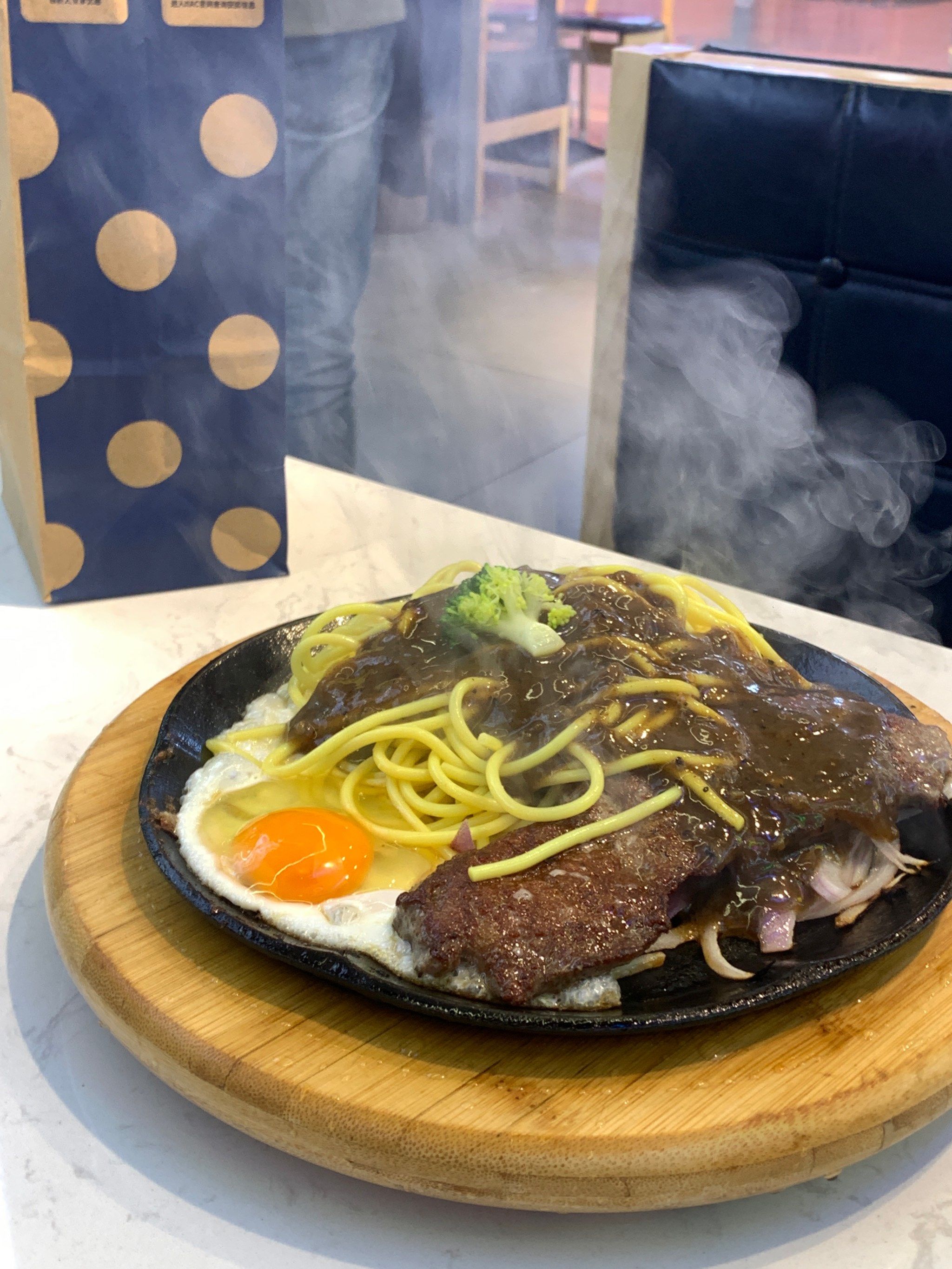 到底是谁爱吃铁板牛排啊!
