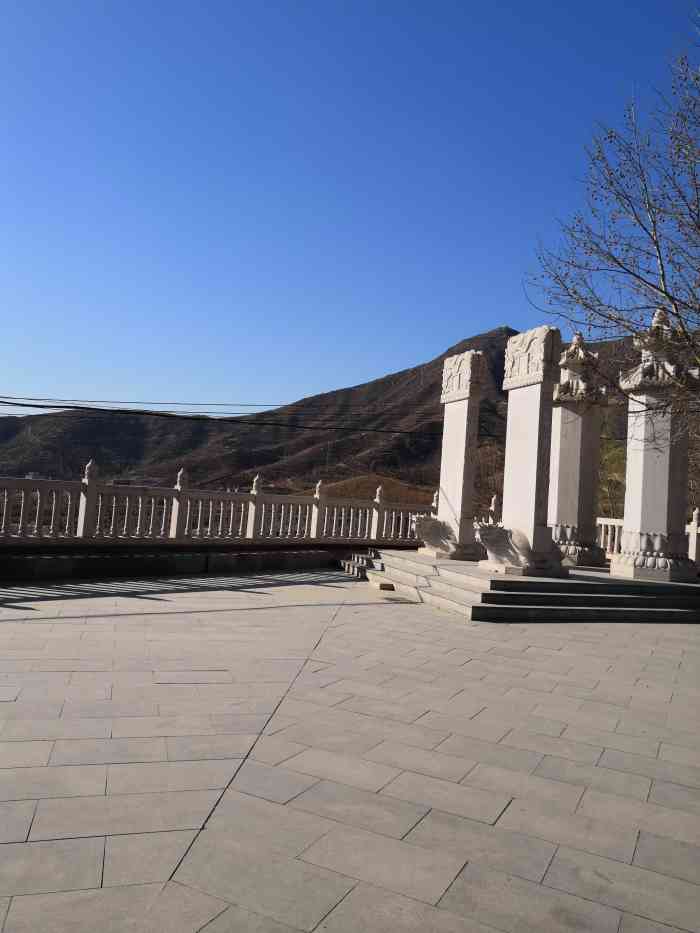 來到了鹿泉區的龍泉古寺 順著導航01 位置不算難找 沒有門票99