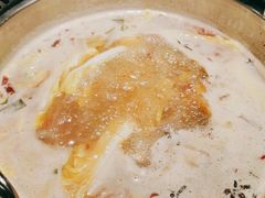 -七欣天香辣蟹火锅(上海银亿滨江店)