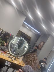 -藤野造型烫染·漂发