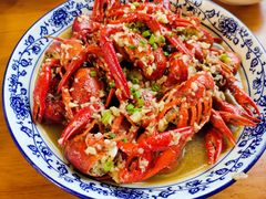 -琥珀老六龙虾(四里河店)