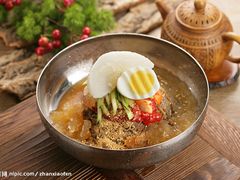 -益百岁牛尾汤(香山路店)