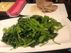 蒜泥通心菜-丁老爷子苏香圆