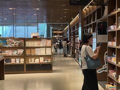 -茑屋书店(天目里店)