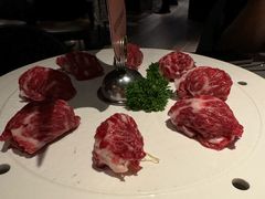 -左庭右院鲜牛肉火锅黑金店(陆家嘴中心店)