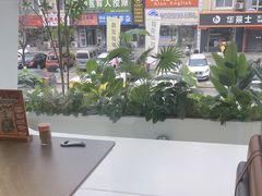 -狼头山火锅 KTV欢唱·烤串(理工大学店)
