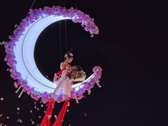-淄博花灯齐彩城