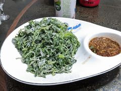-巩本明鱼屋子