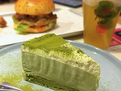 -必胜客(阿罗海店)
