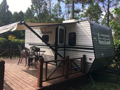 -崇明东平国家森林公园烧烤房车露营地