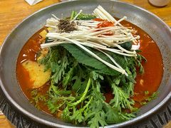 -喇喇排骨火锅·传统韩式脊骨汤(望京西园总店)