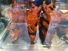 -王浩儿纪六孃甜皮鸭(东大街店)