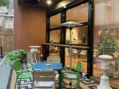 -潮一不贰·法式甜品·生日蛋糕·西式简餐(外滩店)