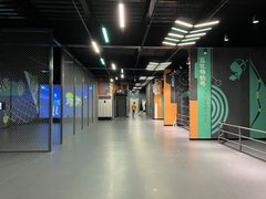-极限PLAY运动娱乐新世界·团建派对潮玩休闲馆·室内蹦极高空游乐园