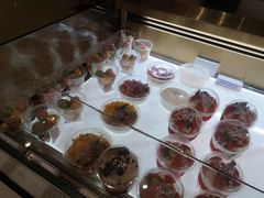 -Yearn Tours妍图(昆山万象汇店)