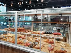 -焙丽拾光(麦凯乐直营店)